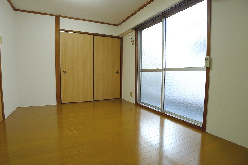 マンション竜宮 ベッドルーム