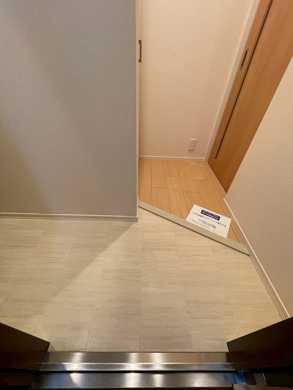 グランマーレ西荻 玄関