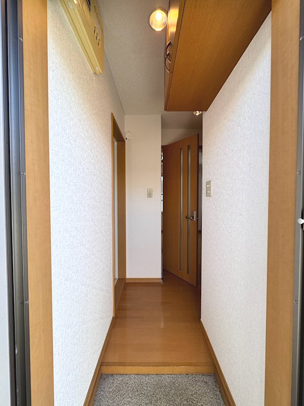 グレイス大原 玄関