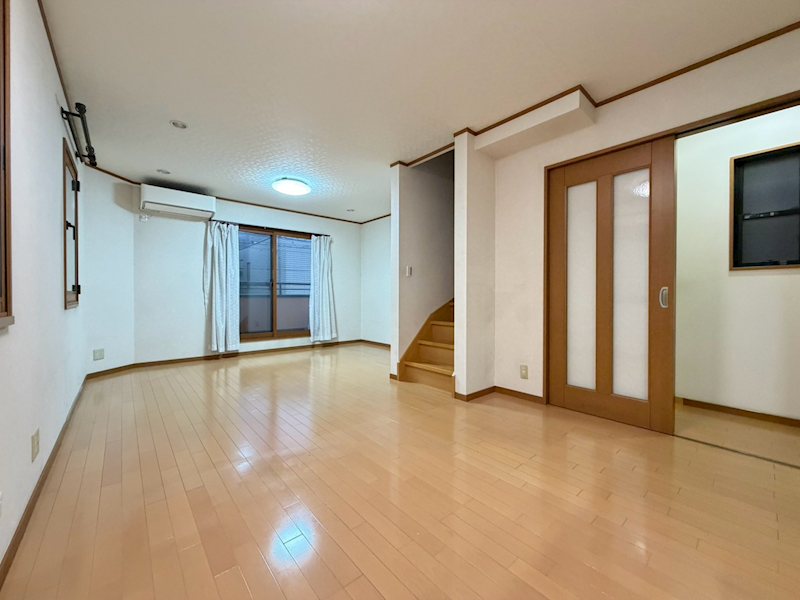 西落合2丁目戸建 リビング