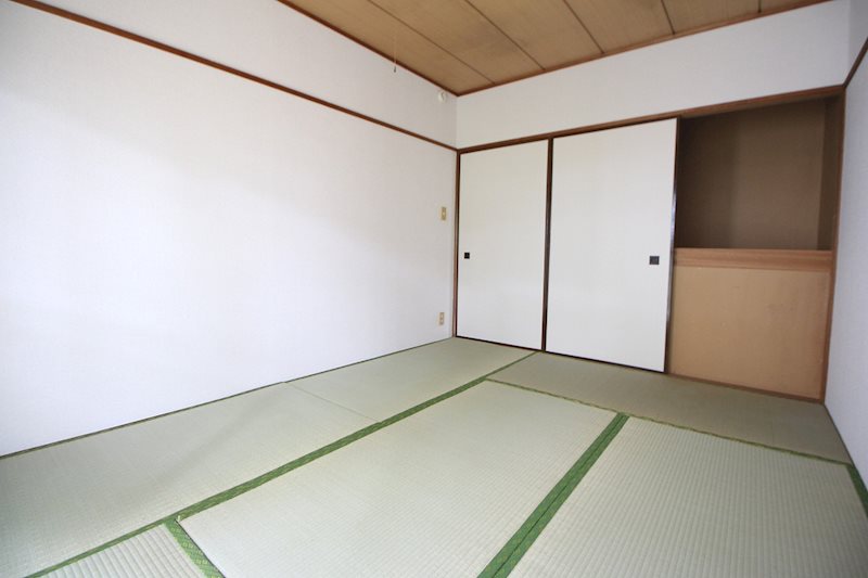 東久留米フラット ベッドルーム