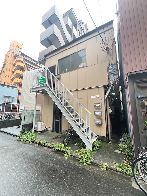 バードハイツ エントランス
