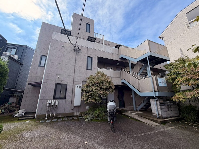 アゼリアＡ 203号室 外観