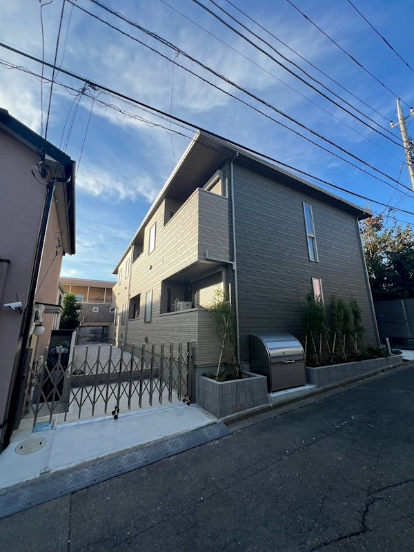 La Colline（ラコリーナ） 102号室 外観