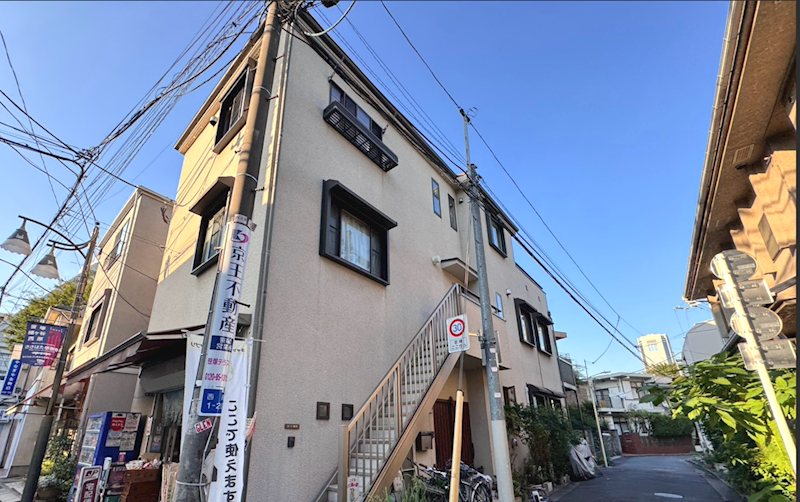 ロード西原 301号室 外観