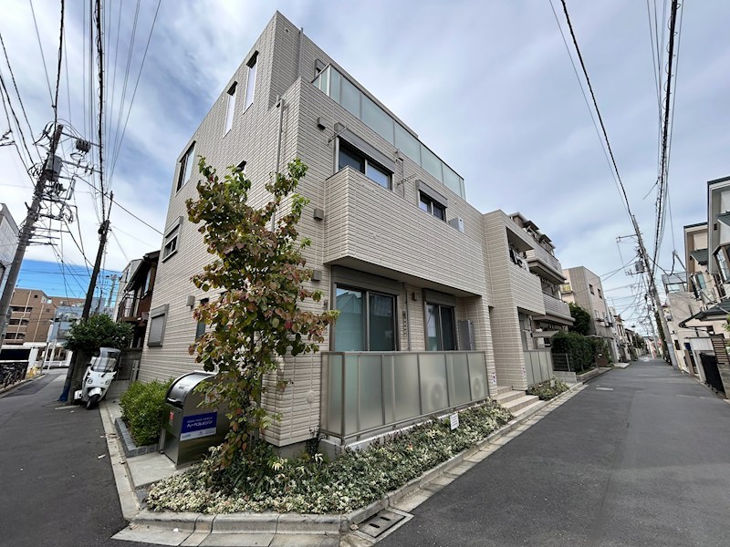 Ｃｈａｌｅｕｒ(シャルール) 202号室 外観