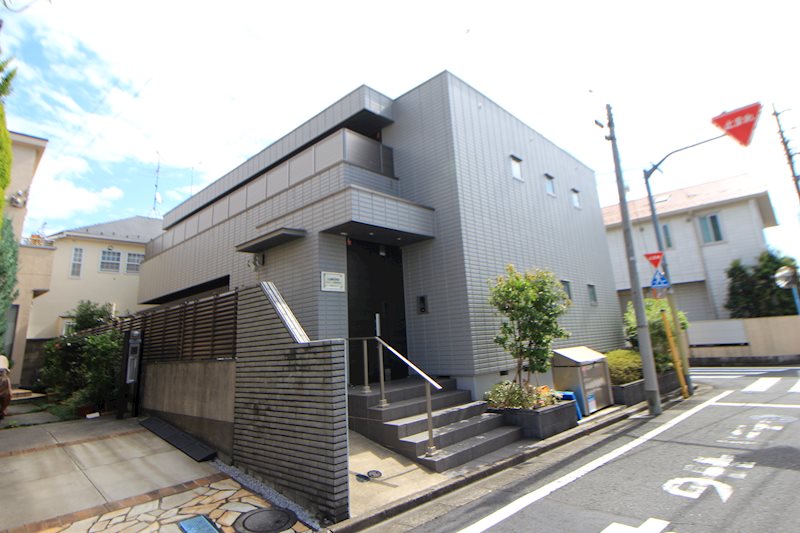 ルミエール新高円寺 105号室 外観
