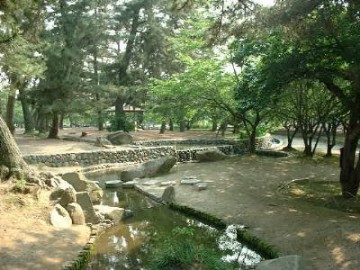 下瀬アパート 公園