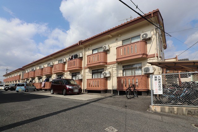 カルチェラタン  外観