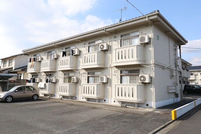カルチェラタン  外観