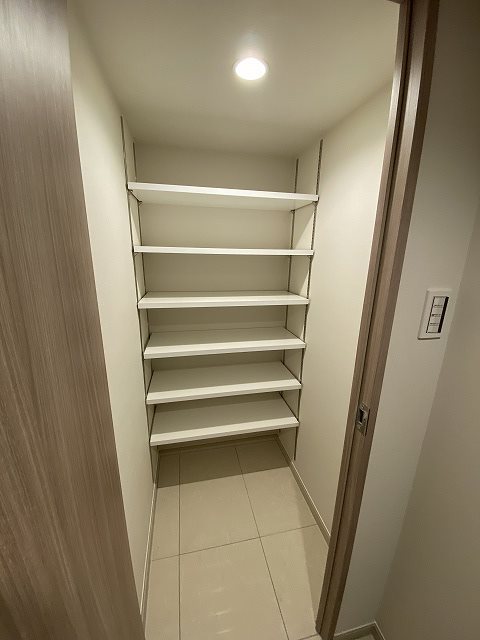 オープンレジデンシア久屋大通 THE COURT 玄関