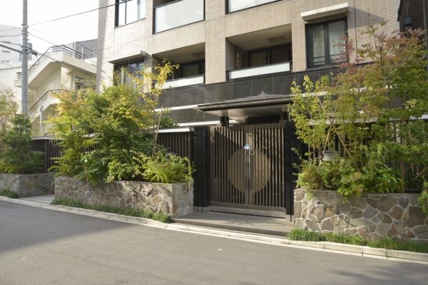 CONOE赤坂丹後町 エントランス