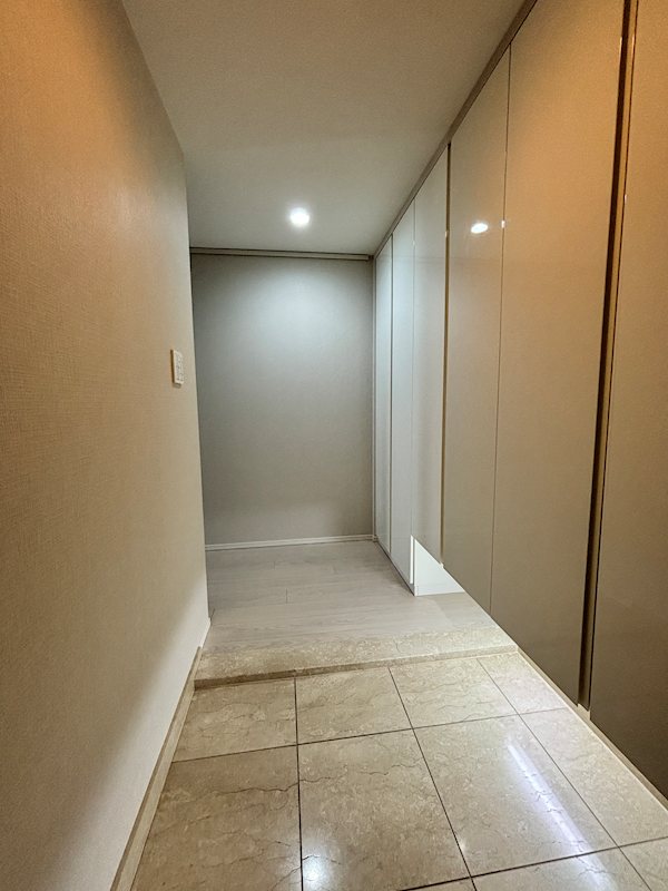 ザ・ヒルトップタワー高輪台 玄関