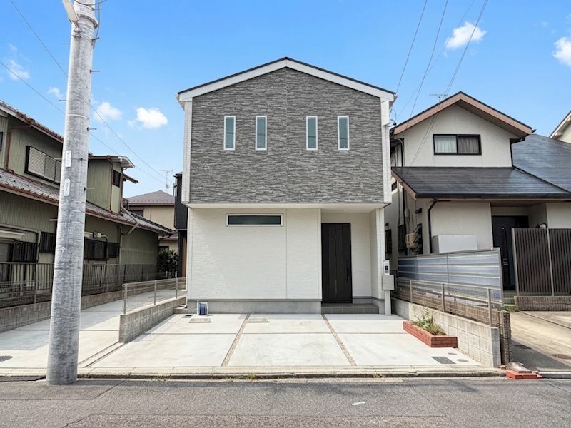 西区枇杷島五丁目戸建 外観