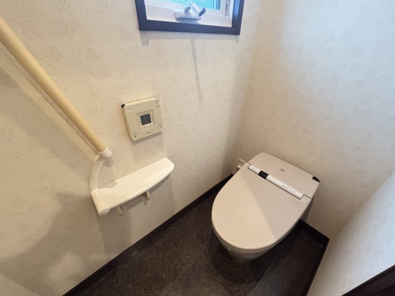 港北区篠原台町戸建 トイレ