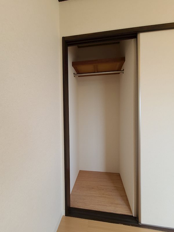 トクエハイツ 収納