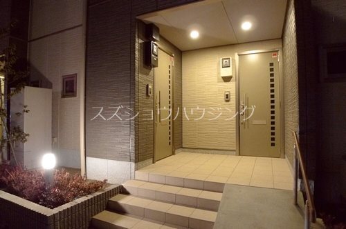 シュウフロンティア エントランス