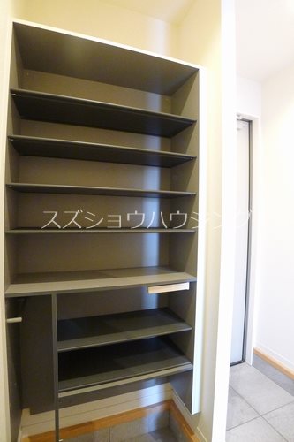 ノースサバービア 収納