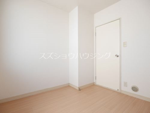 コーポ鈴木 ベッドルーム