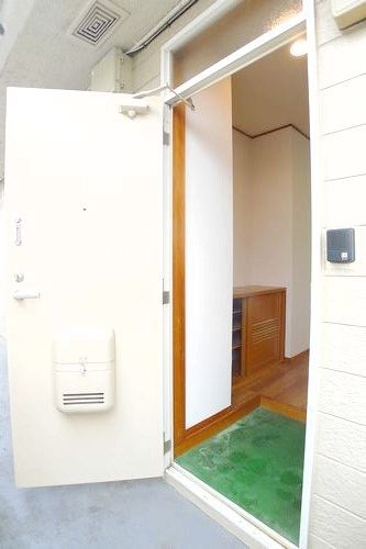染谷ハイツ 玄関