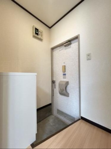 コーポトキタ 玄関