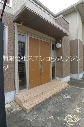 レコバF エントランス