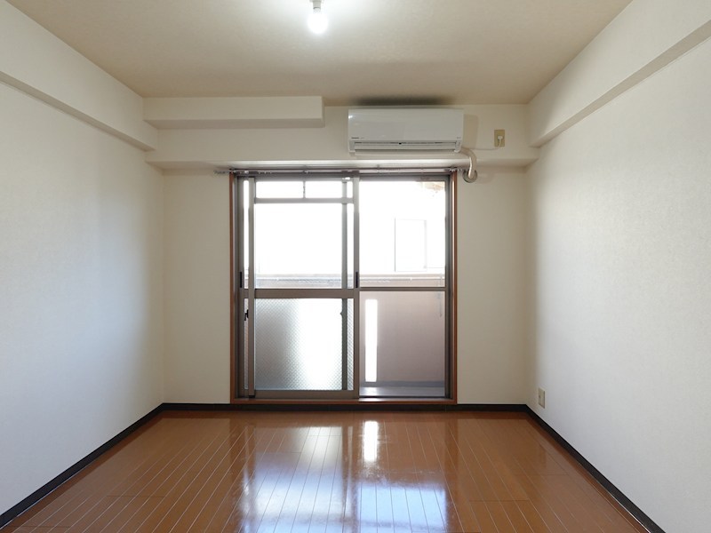 COURT　AREST（コートアレスト） リビング