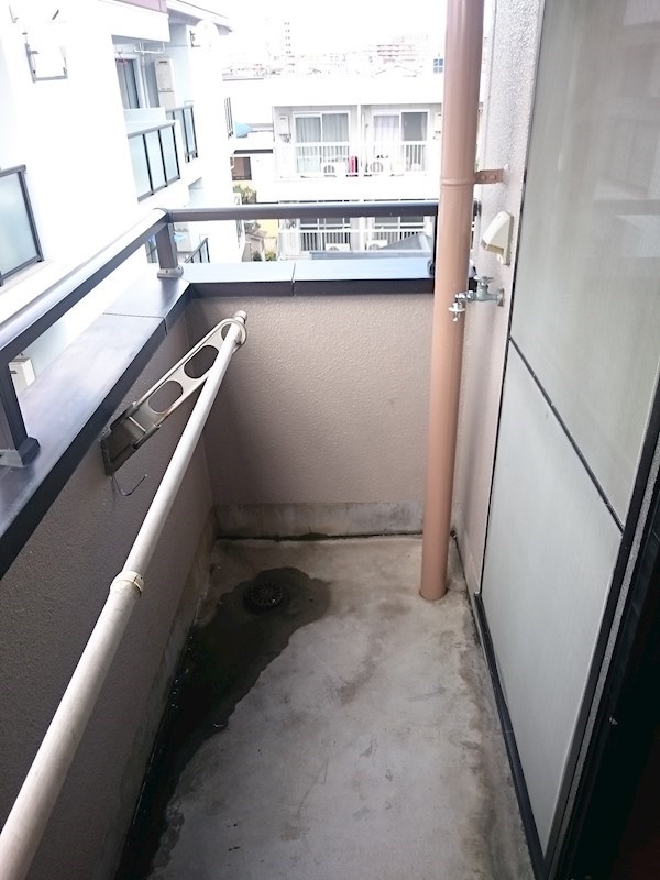 メゾンド八重 ベランダ