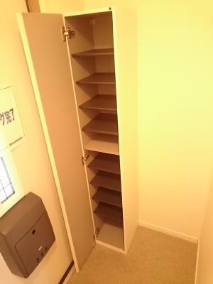 アインスフィア  玄関