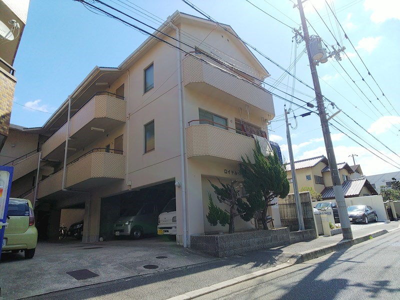ロイヤルカーサⅠ番館  302号室 外観
