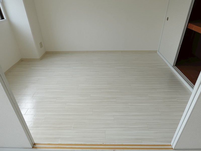 ロイヤルカーサⅠ番館  ベッドルーム