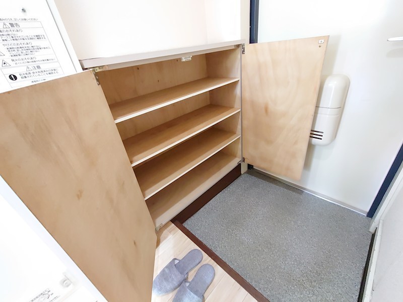 吉川美昌樹マンション 玄関