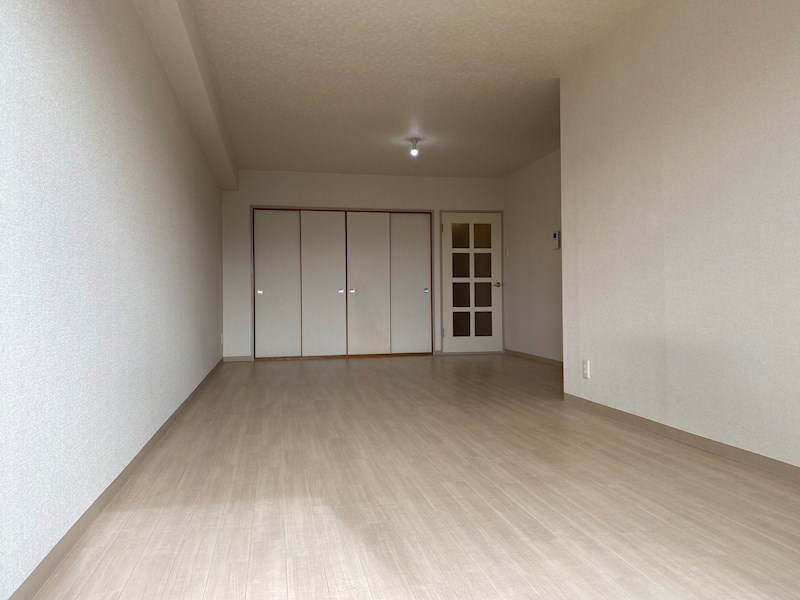 エスト深井 リビング