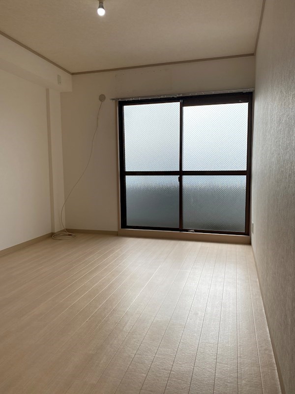 エスト深井 ベッドルーム