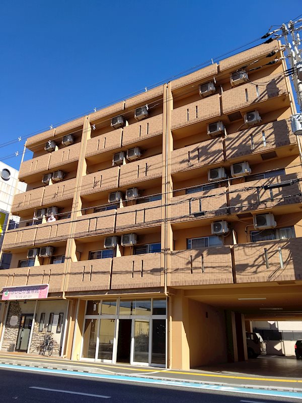 COURT　AREST（コートアレスト） 外観