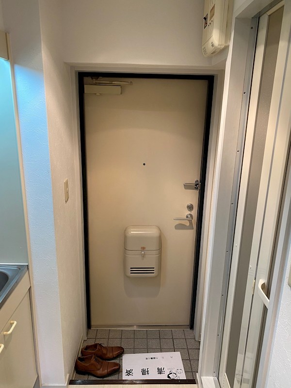 メゾンドール  玄関