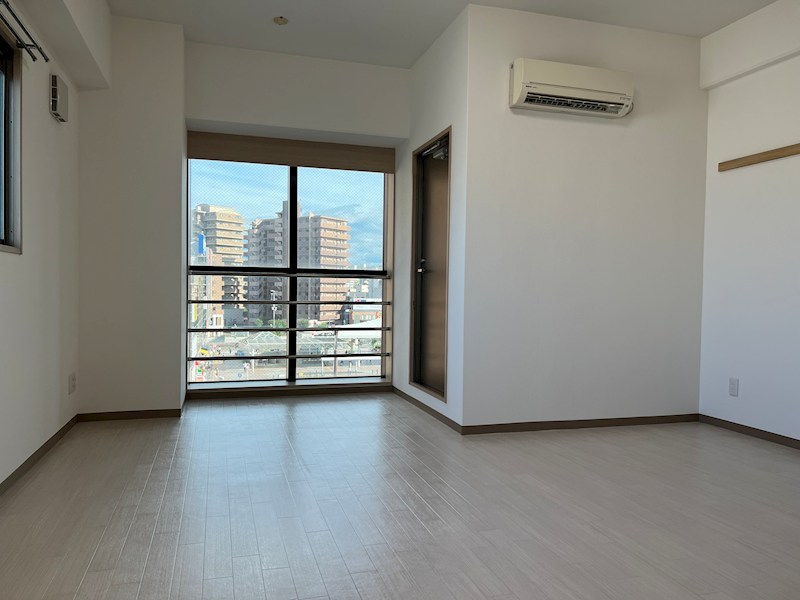 ファインなかもず リビング