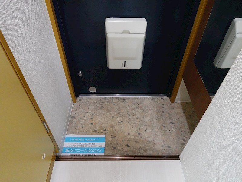 セレソなかもず  玄関