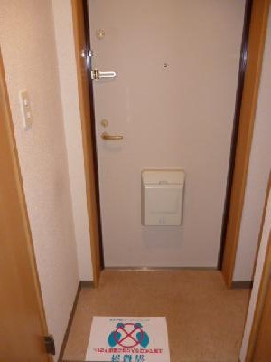 ピリアなかもず 玄関