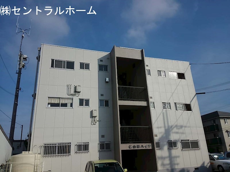 仁山田ハイツ 外観
