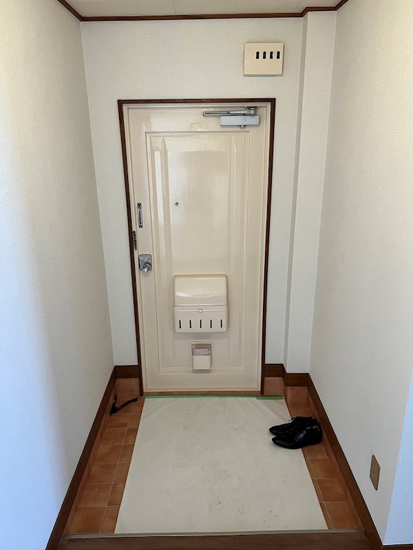 仁山田ハイツ 玄関