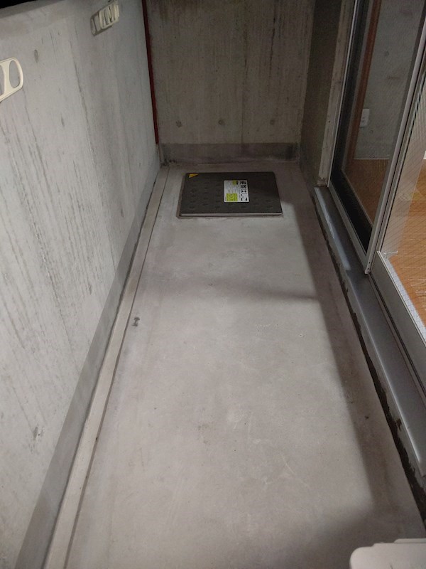 シュライクなかもず ベランダ