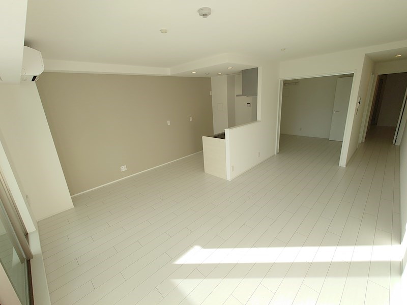 エフイー堺 リビング