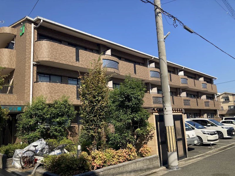 プラージュ楠 外観