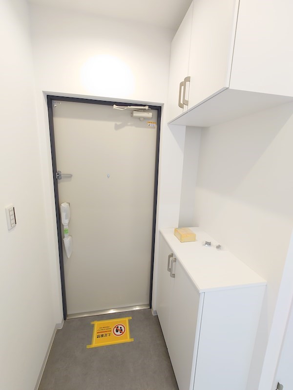 仮称　エフイー長曽根 玄関