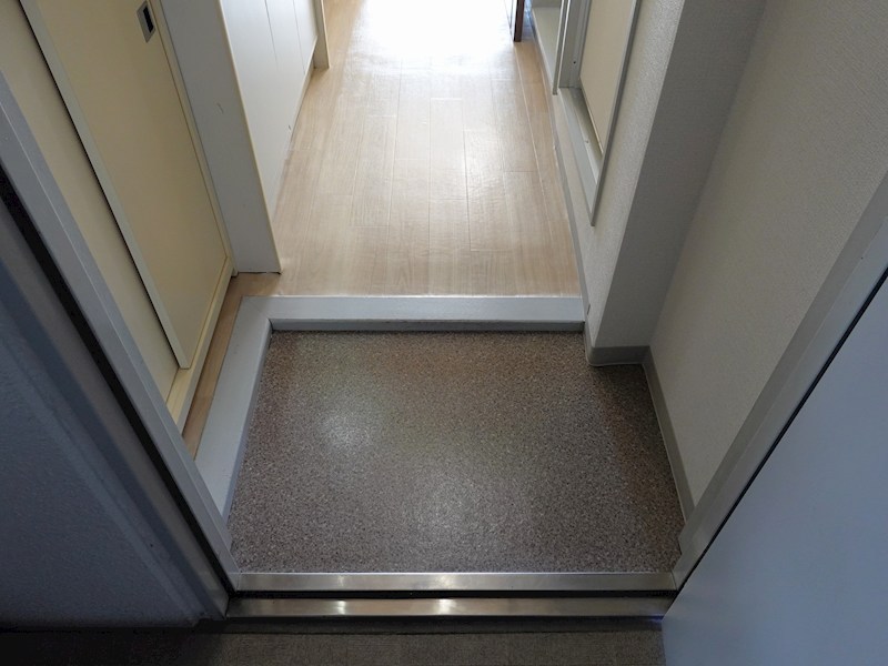 SEIBY朱鷺 （セイビートキ） 玄関