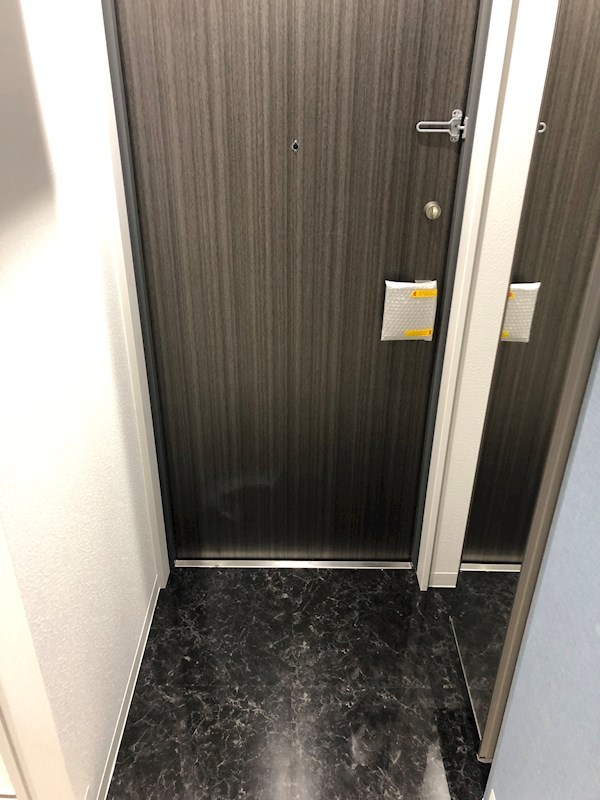 Adatto 玄関