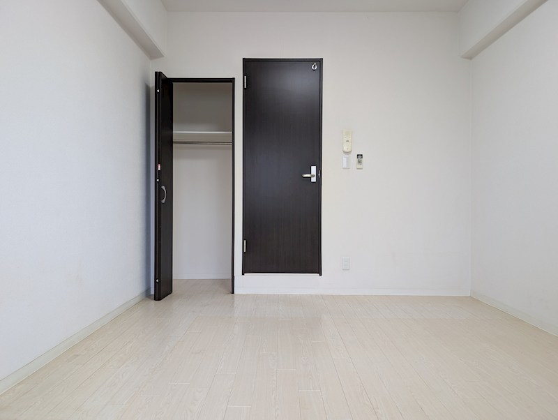 シュライクなかもず ベッドルーム