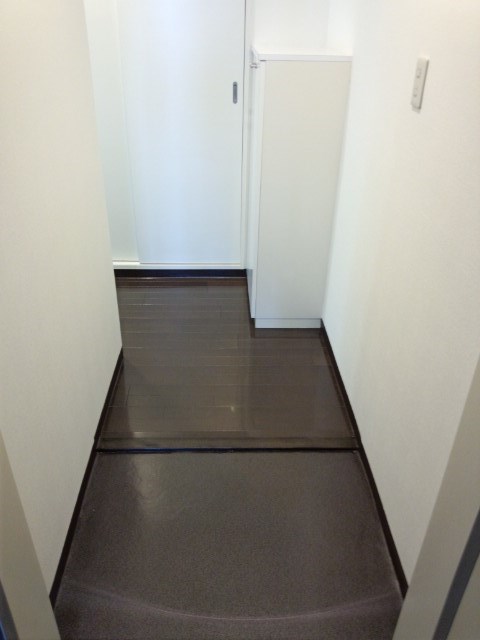 プログレス　アペゼ 玄関