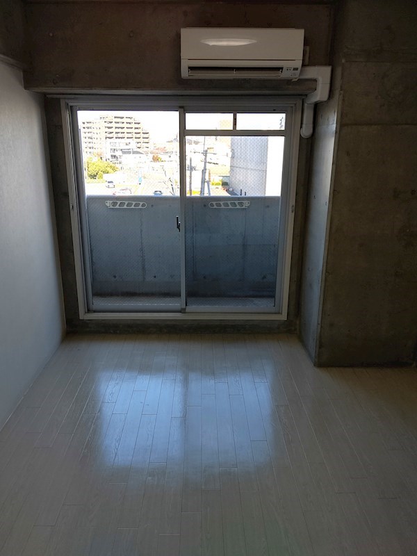 シュライクなかもず リビング